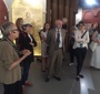  Zwiedzanie Muzeum Historii Żydów Polskich POLIN z prof. Barbarą Kirshenblatt-Gimblett, doradczynią Dyrektora Muzeum, główną kuratorką wystawy stałej Muzeum oraz członkinią zarządu Żydowskiego Instytutu Historycznego. (Od lewej: prof. Barbara Kirshenblatt-Gimblett, Joanna Kristensen, Ewa Wierzyńska, Anna Dubinsky, Robert Burkett, Ojciec Dennis McManus) (foto: FEJK)