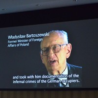Video of former Foreign Minister Wladyslaw Bartoszewski 
