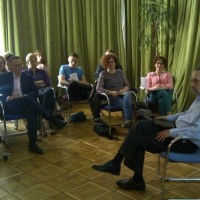 FEJK programming director Eugeniusz Smolar leading a discussion