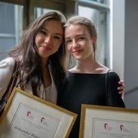 Laureatki nagrody Karski2020, Aleksandra K. Wiśniewska i Urszula Woźniak (Fot. Ewa Radziewicz)