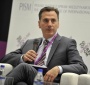 Moderator dyskusji - Lee Feinstein, były ambasador USA w RP (Zdjęcie źródło: Wrocław Global Forum, http://wroclawglobalforum.com/wgf-2014-highlights)