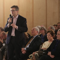 Uczestnicy brali czynny udział w dyskusji. Na zdjęciu - Robert Kostro, Dyrektor Muzeum Historii Polski (fot. Fundacja Edukacyjna Jana Karskiego/ Marcin Aniszewski)