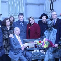 Karski admirers at the Karski bench outside the Consulate (Konrad Kars)