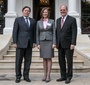Od lewej: Grzegorz Kozłowski, dyrektor departamentu Ameryki w MSZ, Małgorzata Krasowska, dyrektor Polsko-Amerykańskiej Komisji Fulbrighta oraz Douglas C. Greene, zastępca szefa misji w ambasadzie USA  (MSZ)
