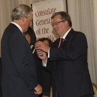 Andrzej Rojek receives medal from President Komorowski