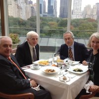 US Director Plans Campaign Strategy in New York