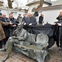 Odsłonięcie ławeczki Jana Karskiego w Krakowie